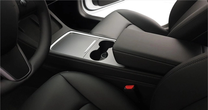 Tesla Model 3 cena 213990 przebieg: 5, rok produkcji 2023 z Kartuzy małe 407